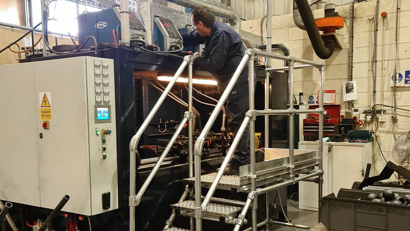 Access Platform 1600